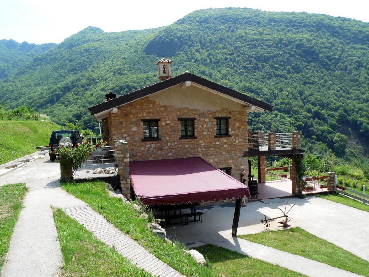 In A Green And Relaxing Atmosphere With Pool And Stunning Lake View Villa Marone Exterior foto