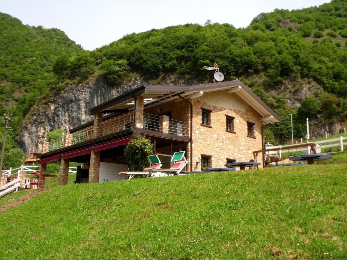 In A Green And Relaxing Atmosphere With Pool And Stunning Lake View Villa Marone Exterior foto